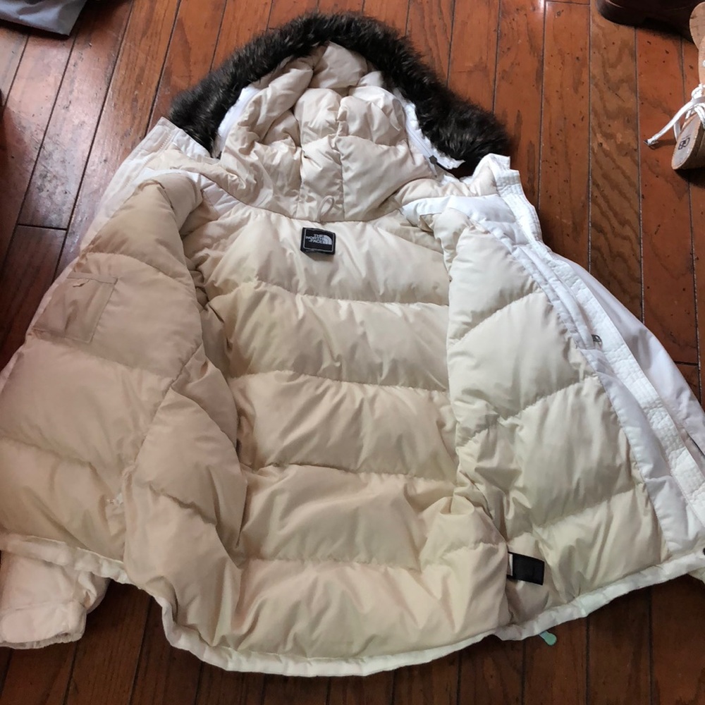 North Face 550 Winter Jacket - White - Large